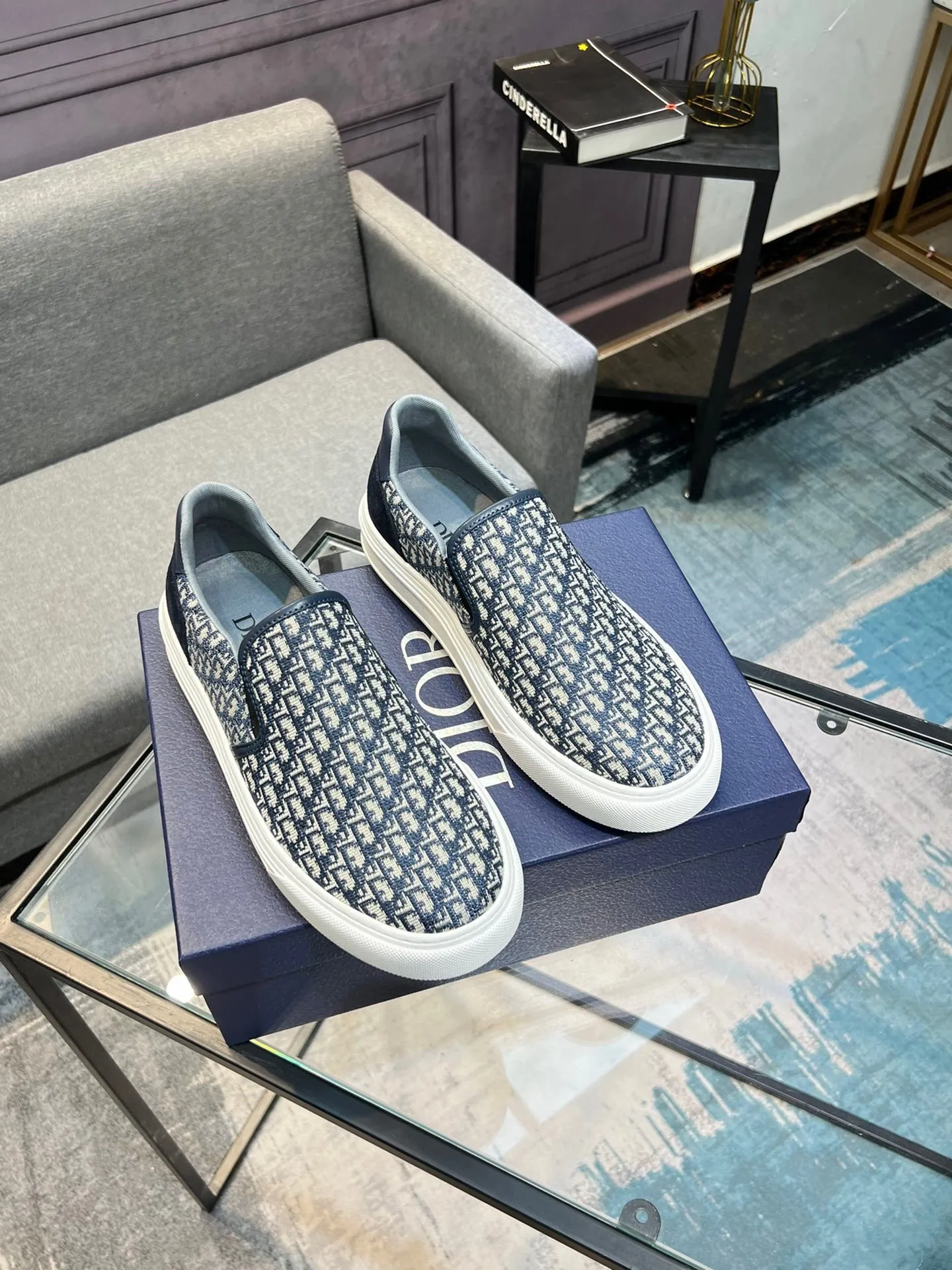 Men's shoes 💰380 The latest DiOr shipment, using imported top-grade jacquard fabric with cowhide design 👍 Breathable mesh lining, comfortable to wear, lightweight, original last mold, official website 1:1, private mold outsole, non-slip, color, multiple colors available, code number 38 to 44 (45 can be ordered)